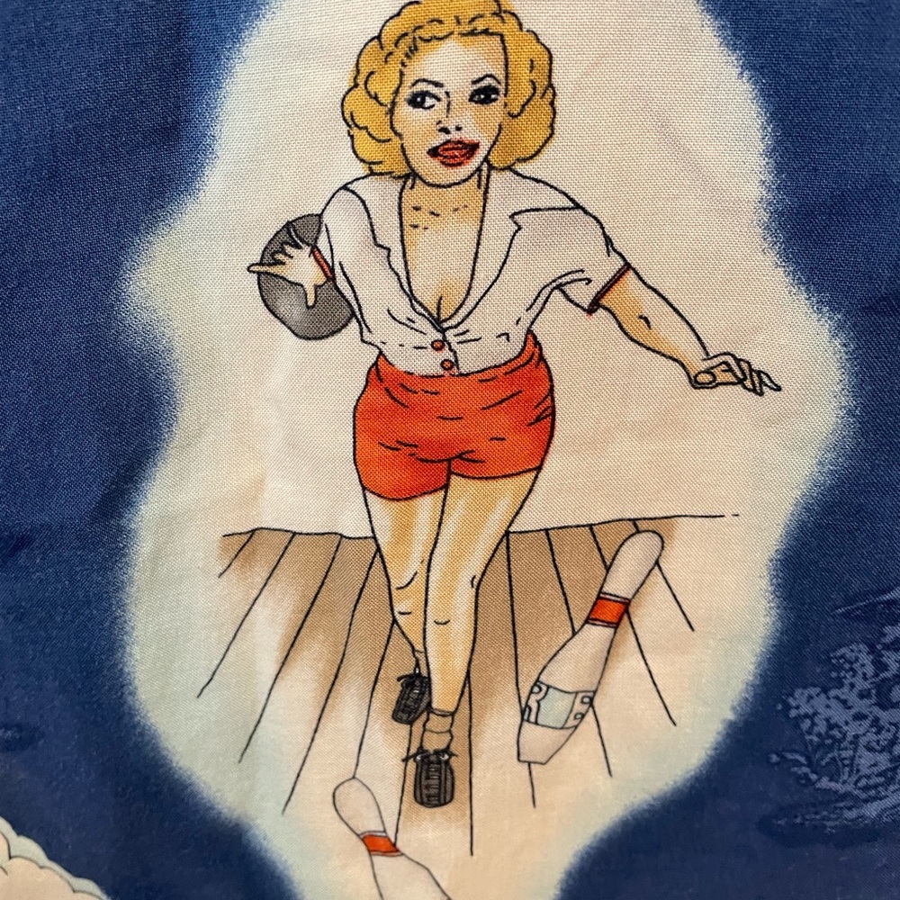 COPY - Rare Vintage pinup unisex shirt Pierre Cardin - Picture 6 of 7